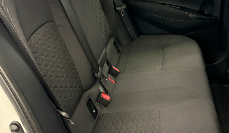 
TOYOTA Corolla 1.8 125H ACTIVE completo									