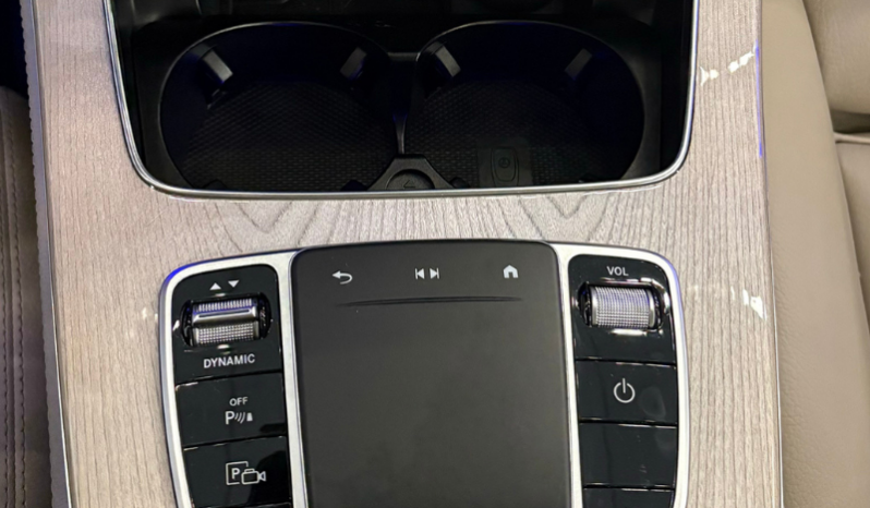 
MERCEDES-BENZ Clase E E 220 d 4MATIC Coupe completo									