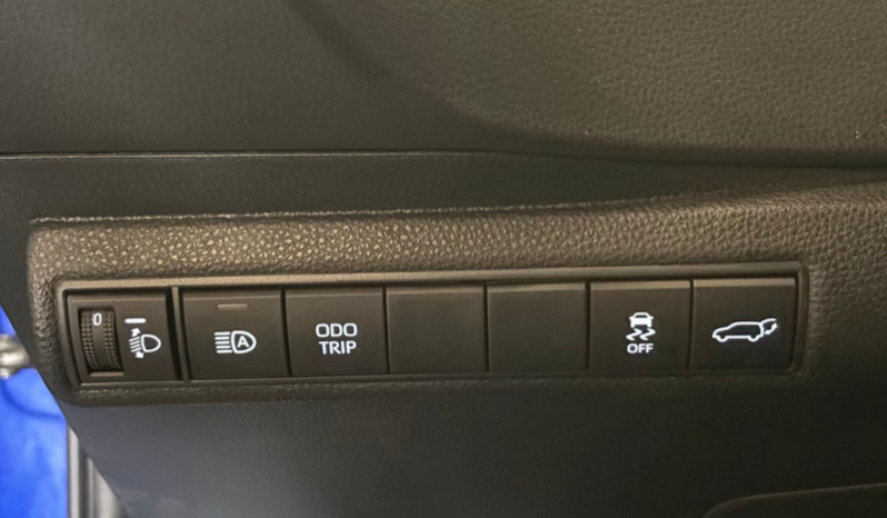 
TOYOTA Corolla 200H Style EditionTouring Sport completo									