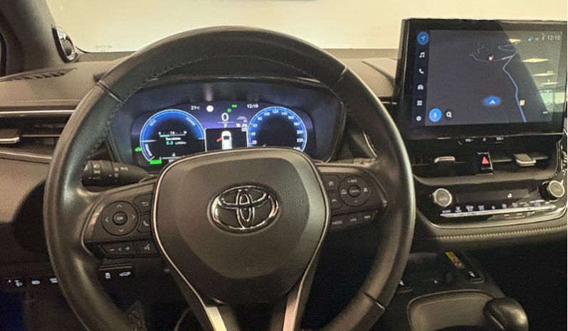 
TOYOTA Corolla 200H Style EditionTouring Sport completo									