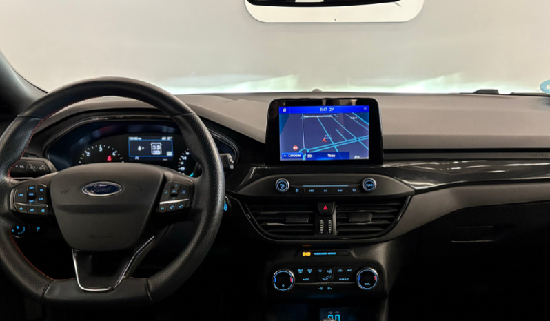 
FORD Focus 1.5 Ecoblue STLine SB completo									