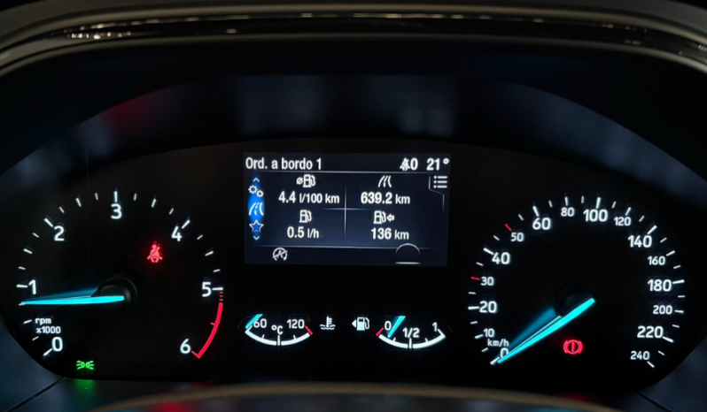 
FORD Focus 1.5 Ecoblue STLine SB completo									