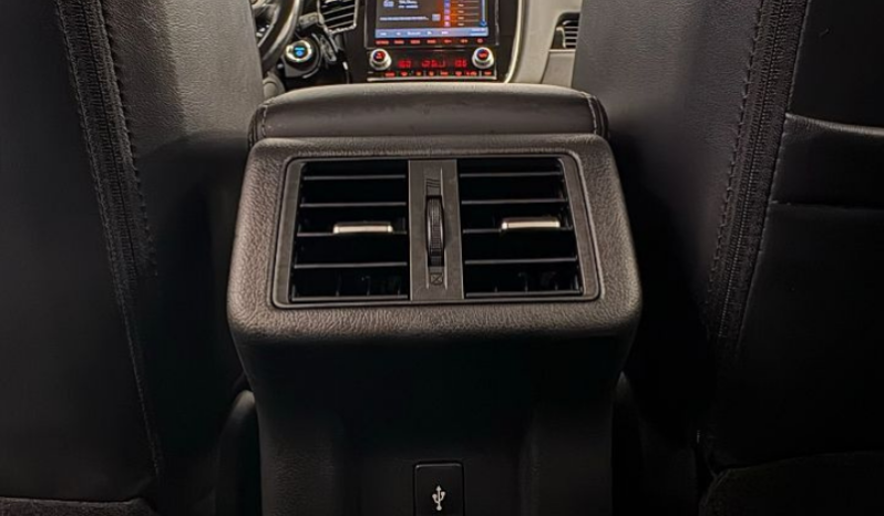
MITSUBISHI Outlander 2.4 PHEV Kaiteki Auto 4WD completo									