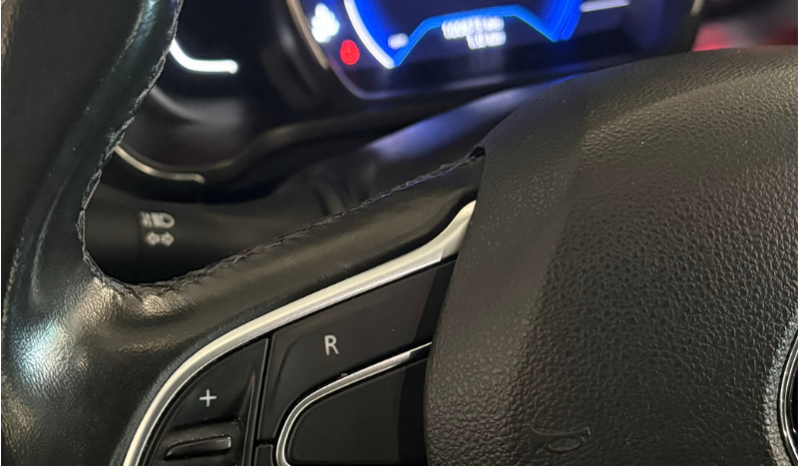
RENAULT Kadjar Zen Blue dCi 4×4 completo									