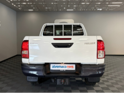TOYOTA Hilux 2.4 D4D Cabina Doble GX